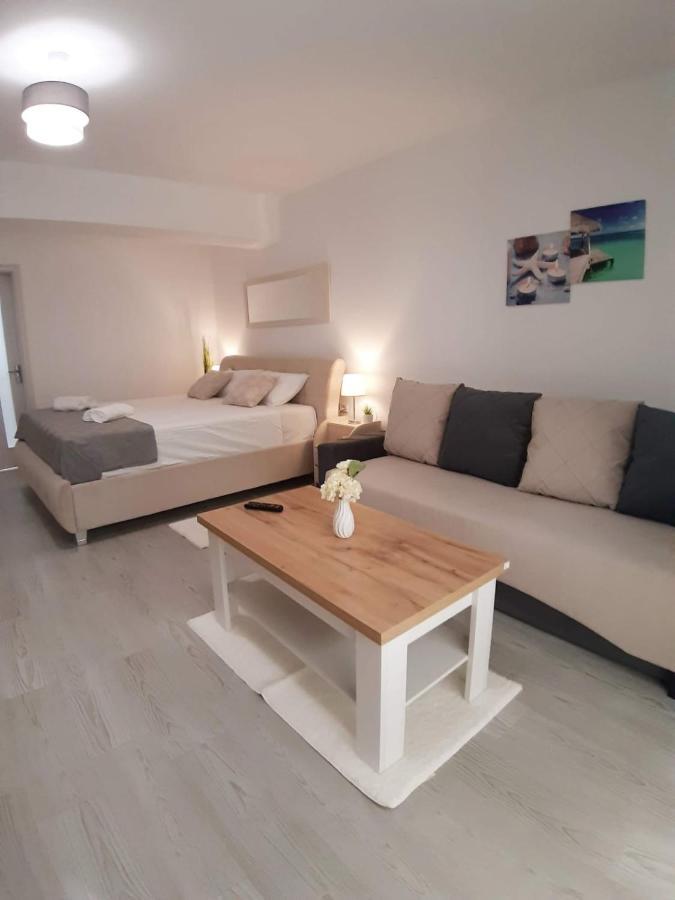 Alex Sofi Studio Năvodari Exteriér fotografie